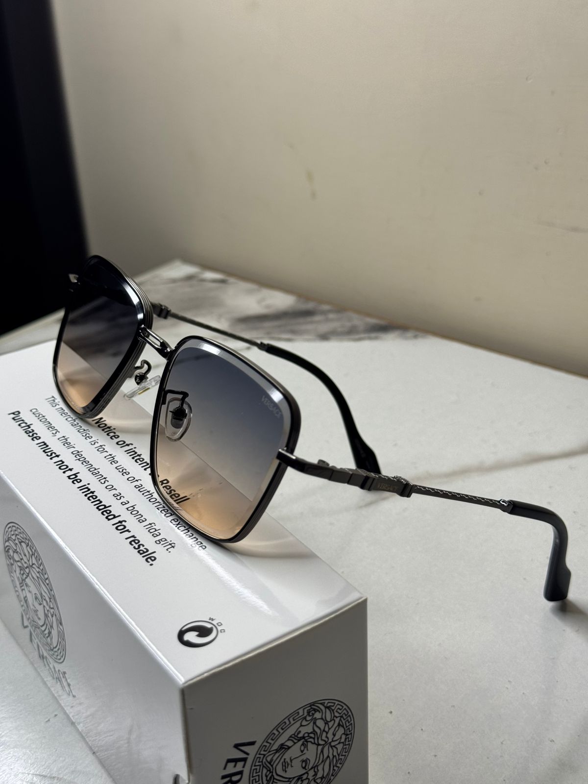 Versace Shades'