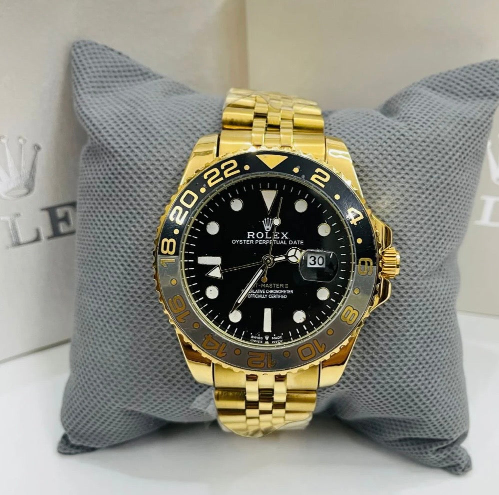 Rolex GMT Master - 40mm - Stainless Steel - Yellow Gold Black Dial Jubilee
