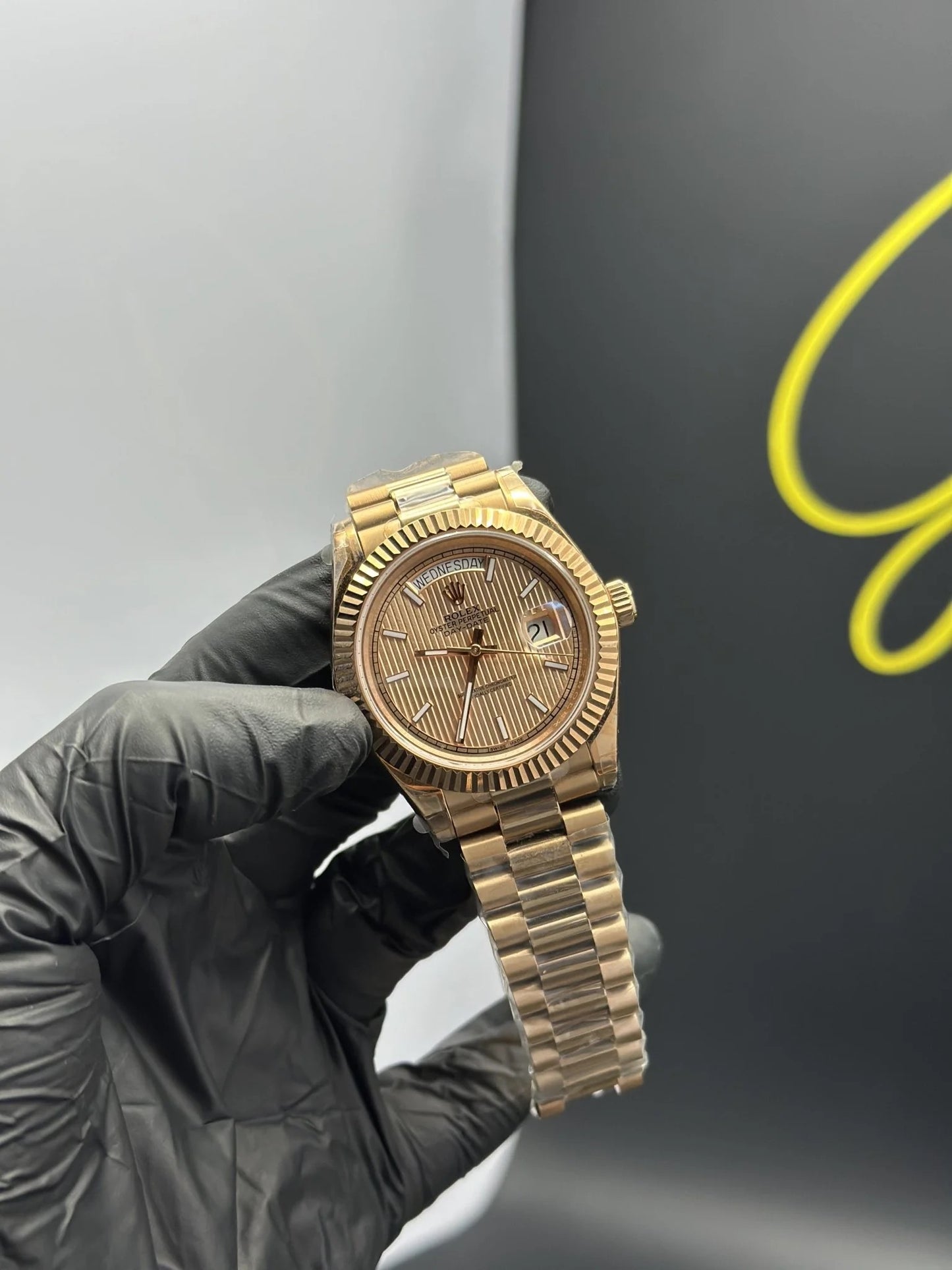Super Clones Rolex Clean Factory Daydate 40mm Stainless Steel Rosegold Presidential Bracelet Rosegold Lining Dial Caliber 3255 Swiss Movement