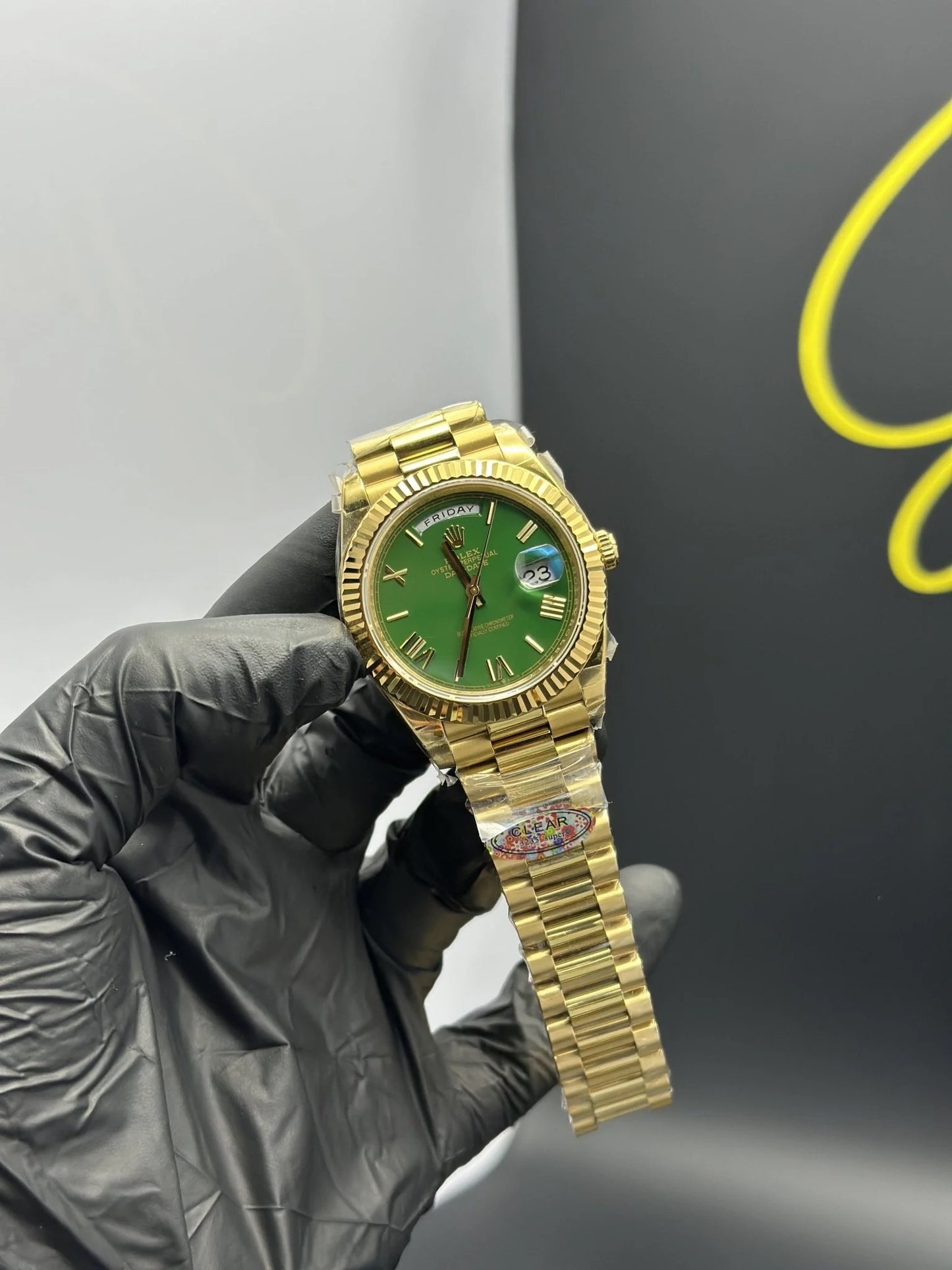 Super Clones Rolex Clean Factory Daydate 40mm Stainless Steel Gold Presidential Bracelet Green Roman Dial Caliber 3255 Swiss Movement