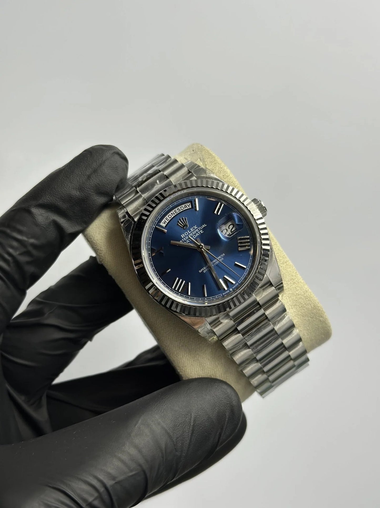 Super Clones Rolex The Most Premium ARF Factory Daydate 40mm Stainless Steel Silver Presidential Bracelet Navy Blue Roman Dial Caliber 3255 Swiss Movement