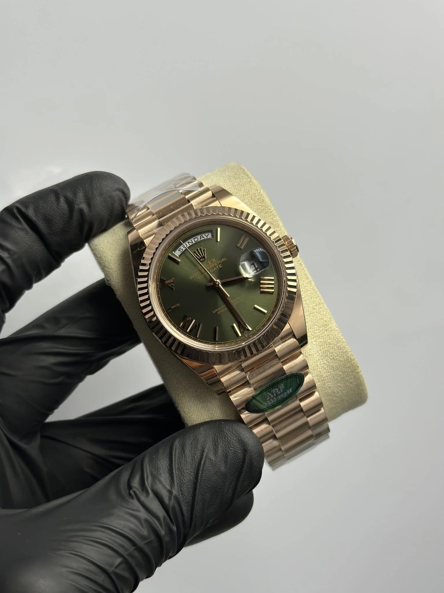 Super Clones Rolex The Most Premium ARF Factory Daydate 40mm Stainless Steel Rosegold Presidential Bracelet Olive Green Roman Dial Caliber 3255 Swiss Movement