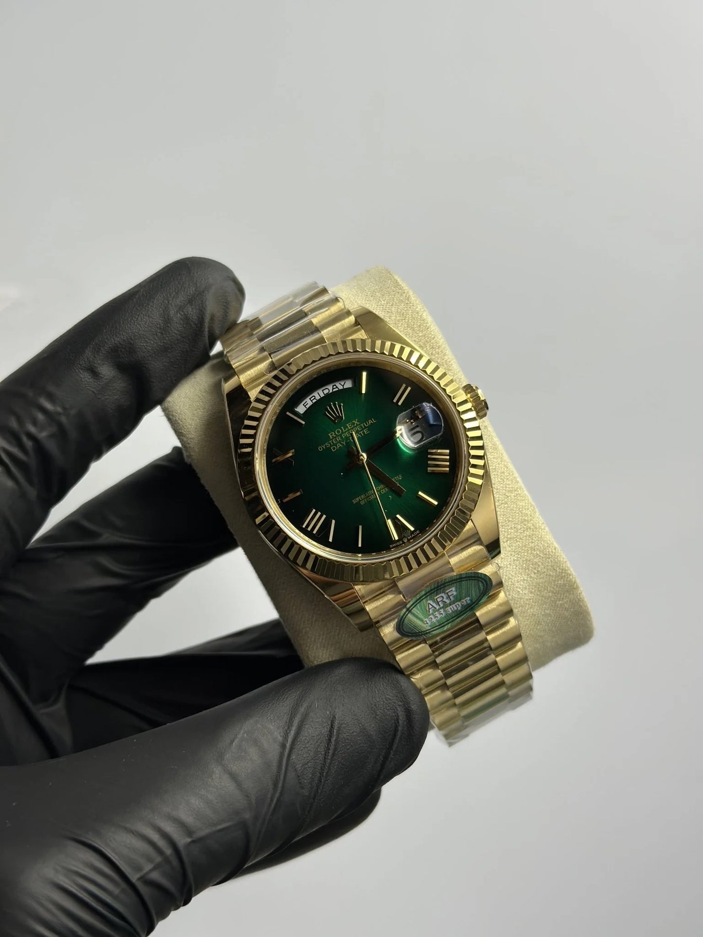 Super Clones Rolex The Most Premium ARF Factory Daydate 40mm Stainless Steel Gold Presidential Bracelet Green Dual Shade Roman Dial Caliber 3255 Swiss Movement